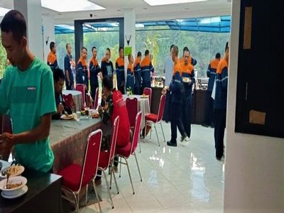 Selenggarakan Acara “Gathering Lunch” Anda Hanya di Primebiz Hotel Karawang