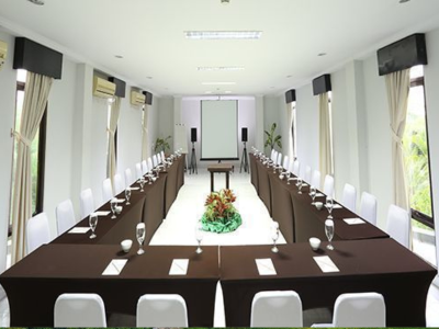 Meeting Lebih Nyaman di PrimeBiz Hotel Karawang dengan Ruang Adenium